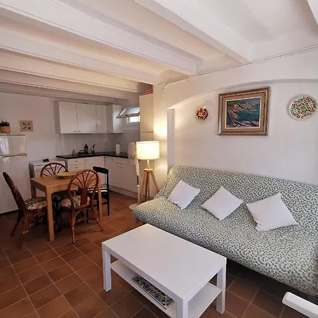 Apartment Cozy 30 Steps From The Ocean Palafrugell