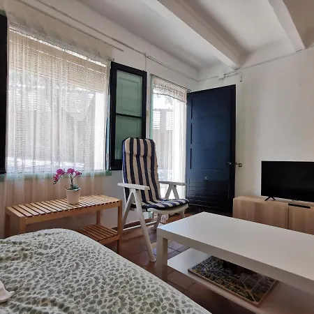 Cozy 30 Steps From The Ocean * Palafrugell