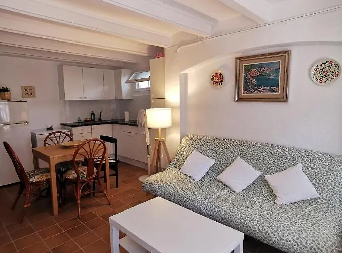 Apartment Cozy 30 Steps From The Ocean Palafrugell
